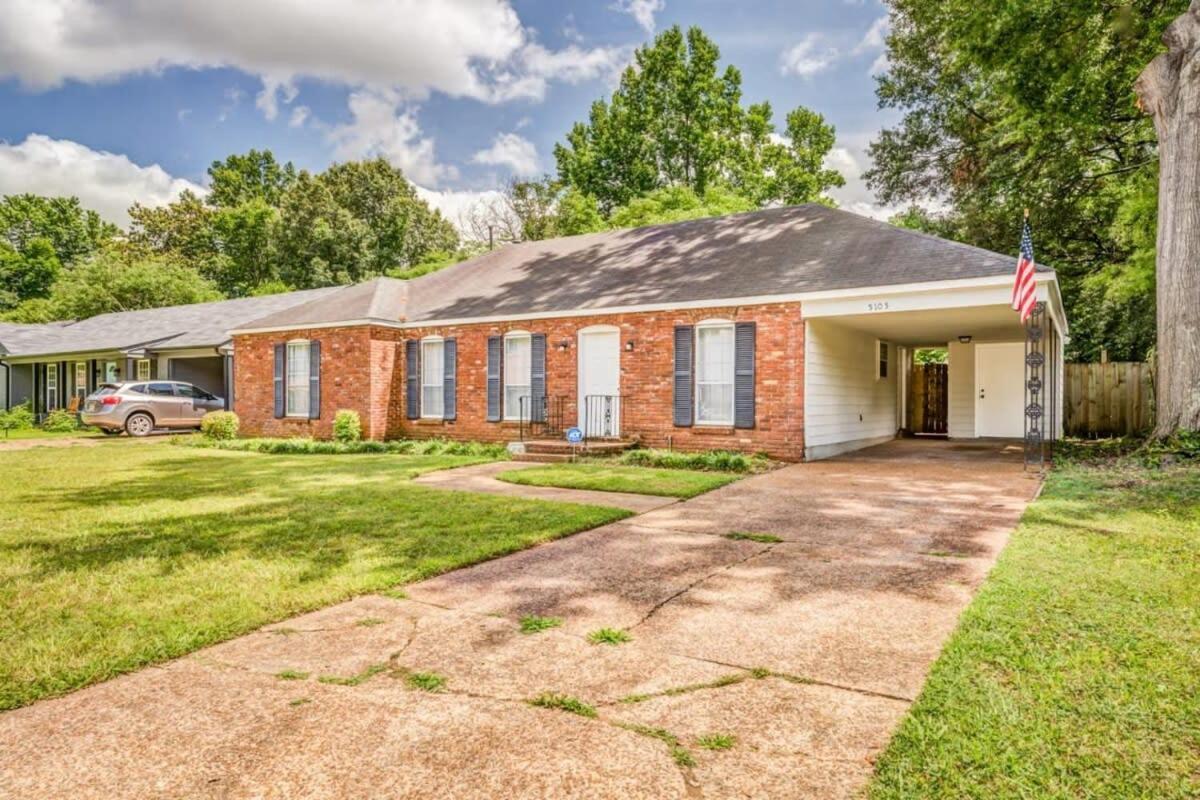 Fenced Yard Centrally Located-Parkway Village Pad Memphis Exterior foto